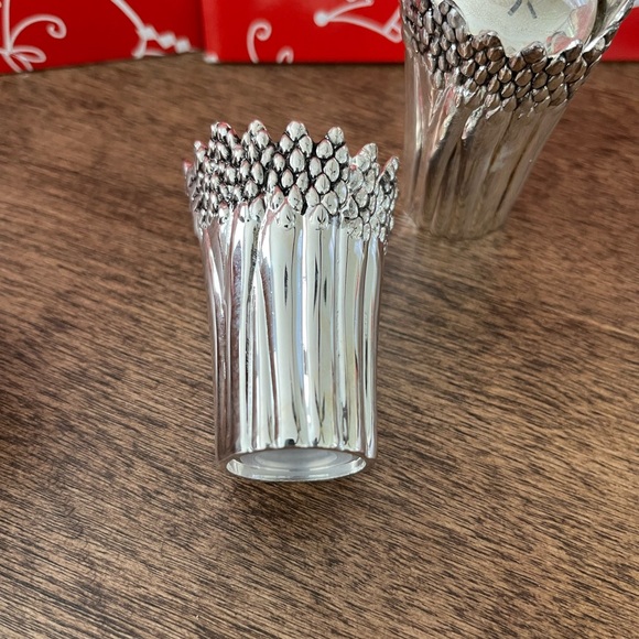 NIB SILEA SILVER SALT & PEPPER WITH UNDERTRAY - Picture 4 of 6